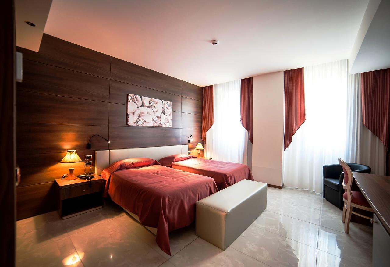 Family Center Hotel Atena Lucana Dış mekan fotoğraf